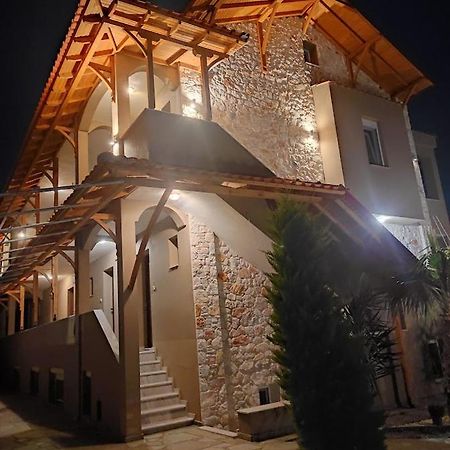 Royals Apartments نيكيتي المظهر الخارجي الصورة