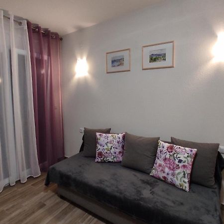 Royals Apartments نيكيتي المظهر الخارجي الصورة
