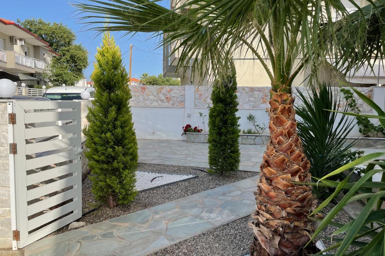 Royals Apartments نيكيتي المظهر الخارجي الصورة