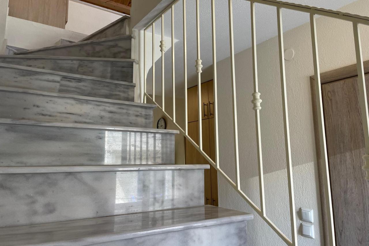 Royals Apartments نيكيتي المظهر الخارجي الصورة