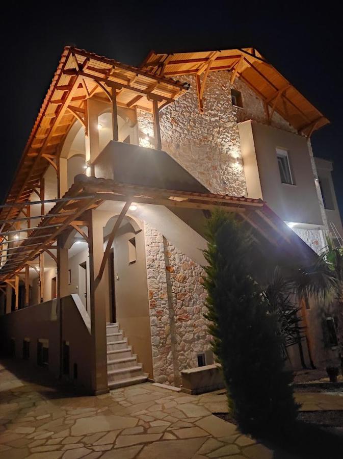 Royals Apartments نيكيتي المظهر الخارجي الصورة