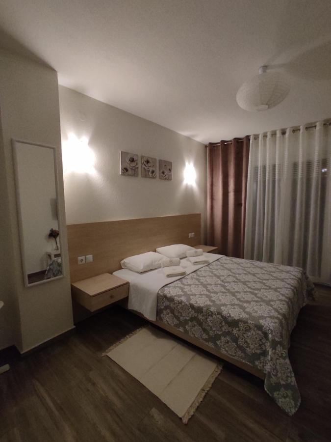 Royals Apartments نيكيتي المظهر الخارجي الصورة