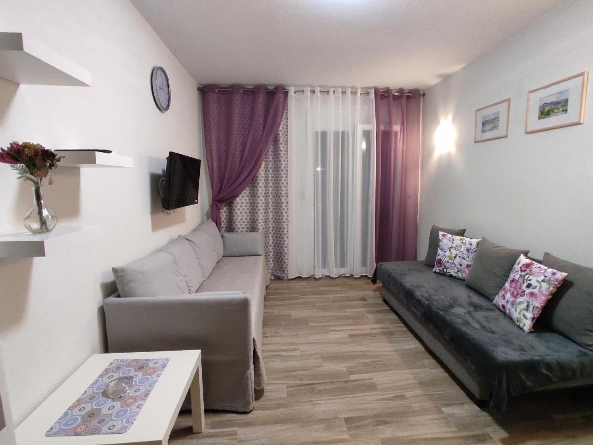 Royals Apartments نيكيتي المظهر الخارجي الصورة