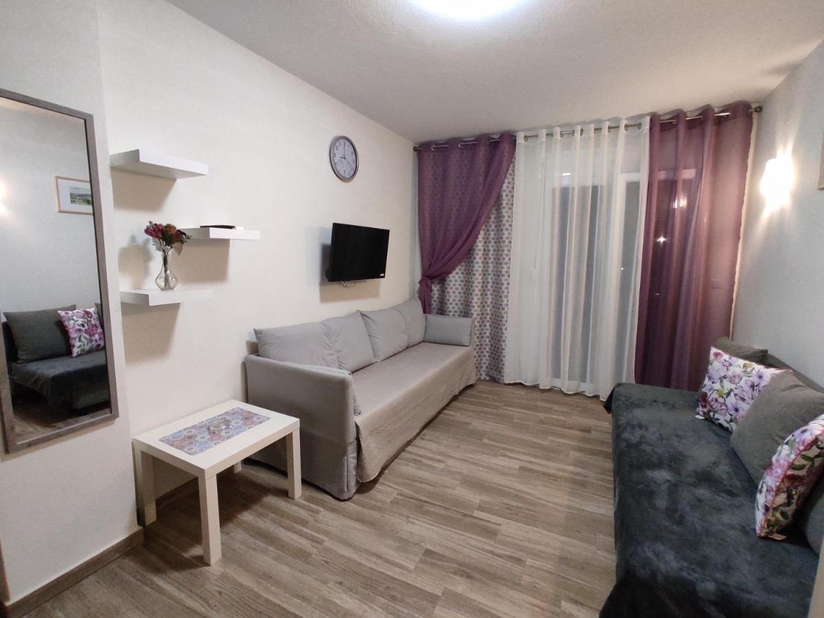 Royals Apartments نيكيتي المظهر الخارجي الصورة