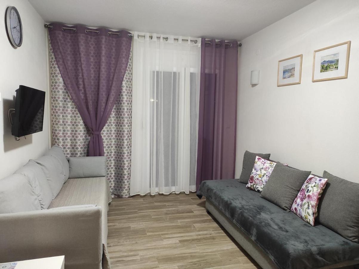 Royals Apartments نيكيتي المظهر الخارجي الصورة